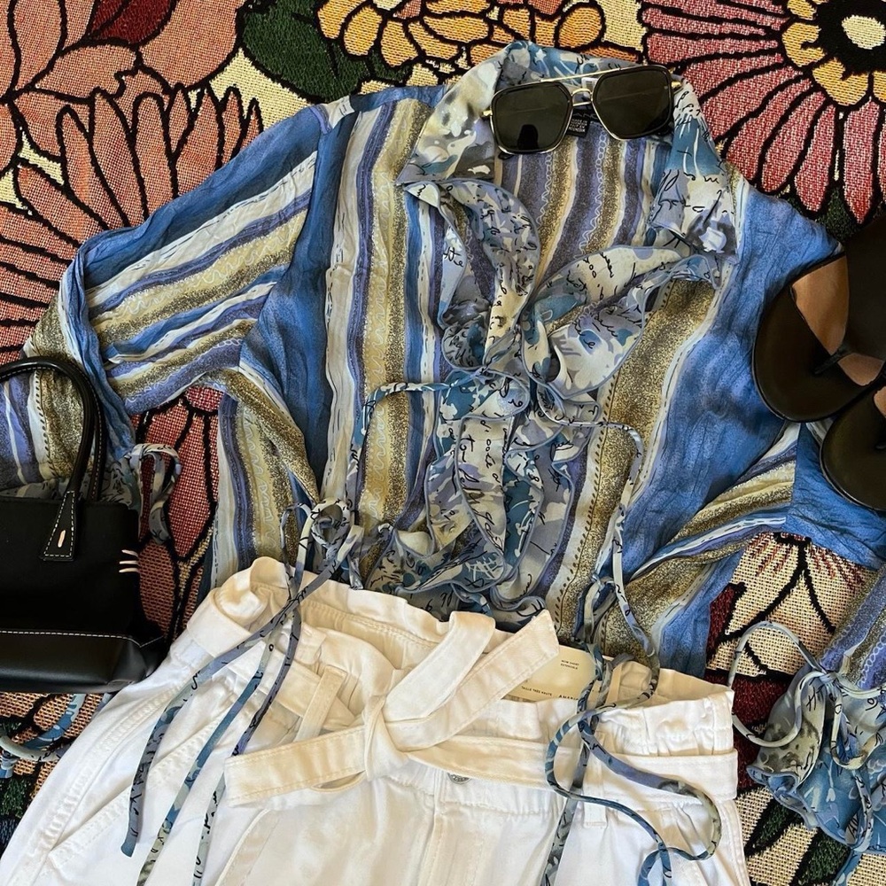 Y2K Blue Ruffled Striped Blouse - Picture 3 of 13
